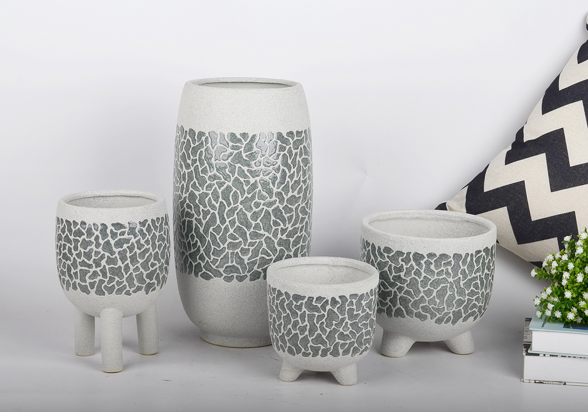 ceramic flower pots